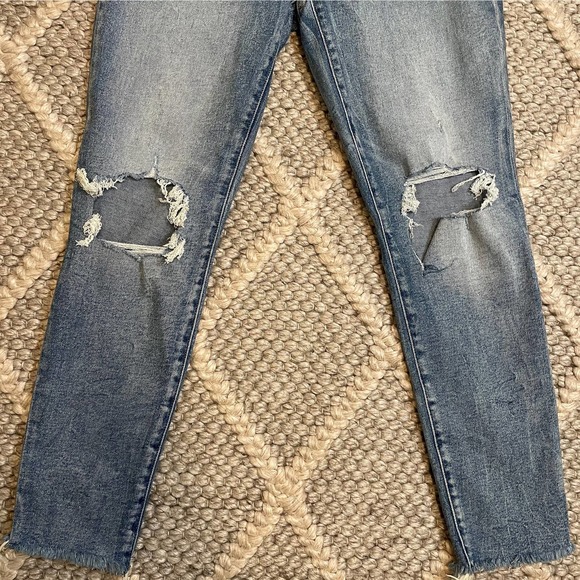 NWT! LUCKY BRAND Mid-Rise Light Blue Busted Knee Ava Skinny Jeans Raw Hem - Sz 8 - Picture 6 of 13